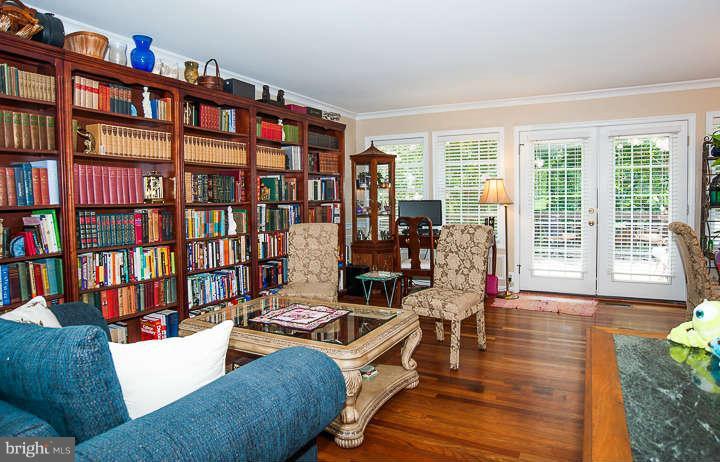 12337 Coleraine Court Reston, VA 20191 - Photo 13 of 30 Interior General