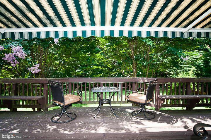 12337 Coleraine Court Reston, VA 20191 - Photo 28 of 30 Exterior General