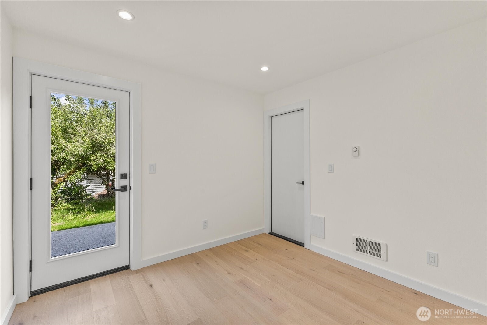228 Southwest 183rd Street Normandy Park, WA 98166 - Photo 23 of 36
