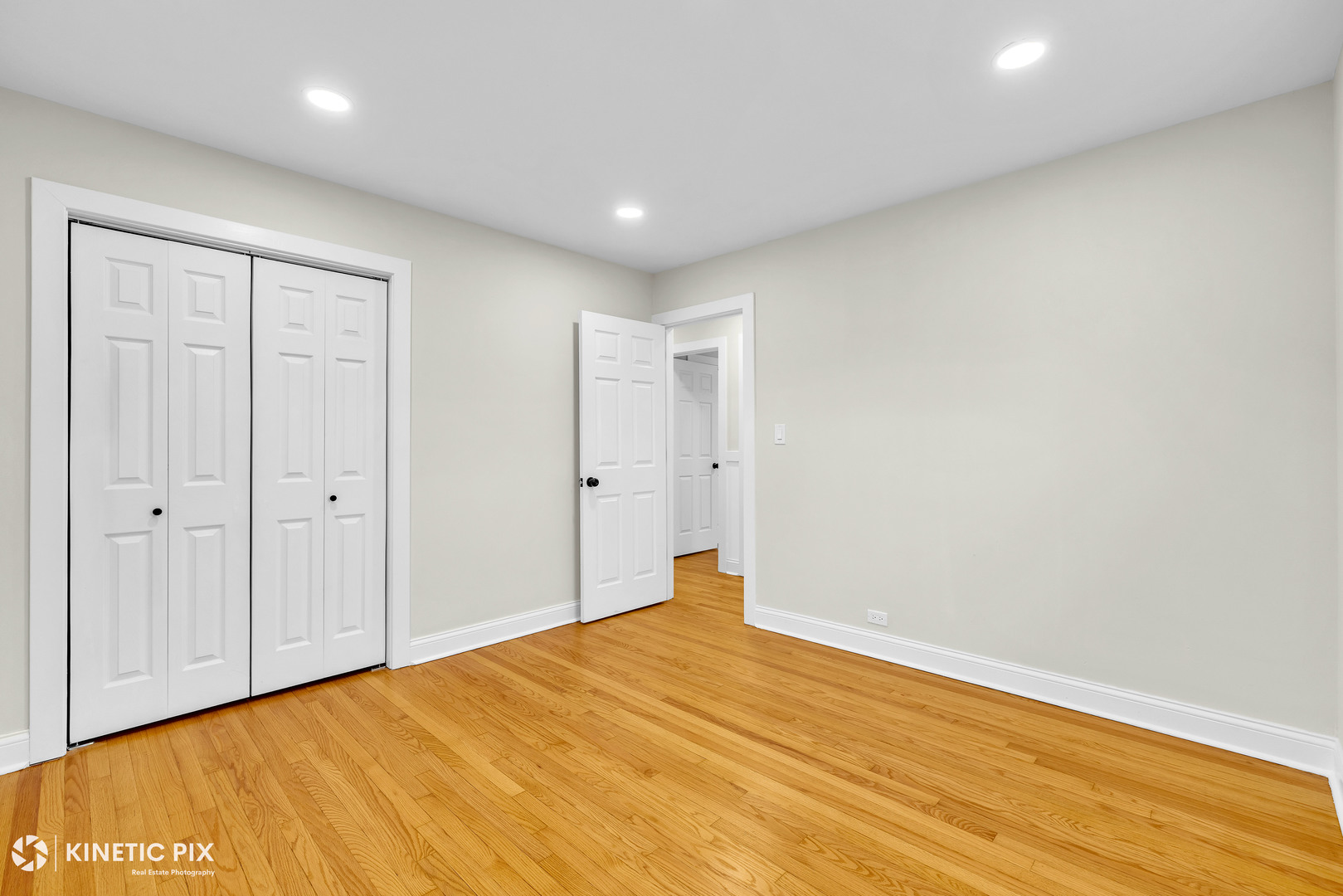 4938 West Randolph Street Hillside, IL 60162 - Photo 16 of 33 a view of empty room