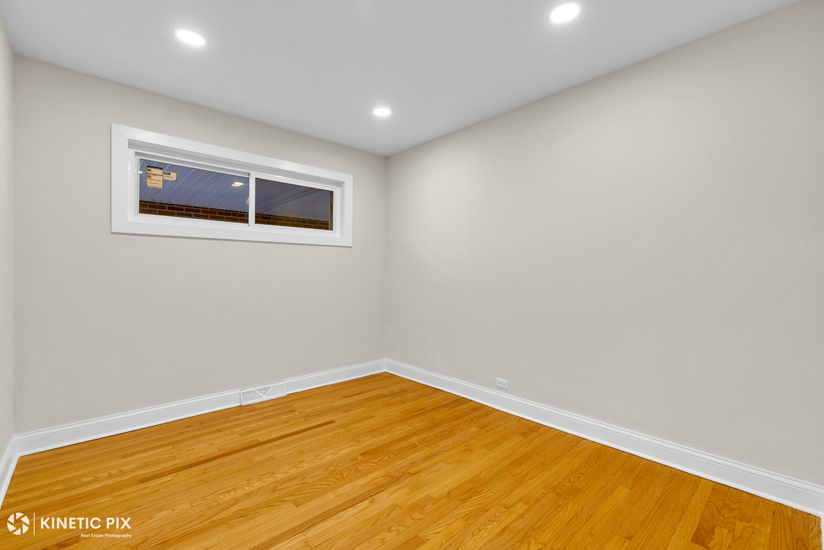 4938 West Randolph Street Hillside, IL 60162 - Photo 19 of 33 a view of empty room