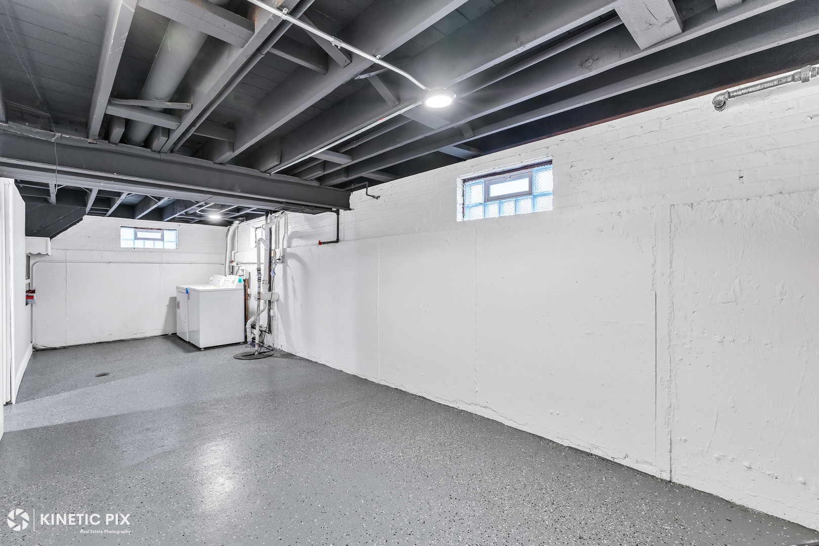 4938 West Randolph Street Hillside, IL 60162 - Photo 26 of 33 a view of a garage