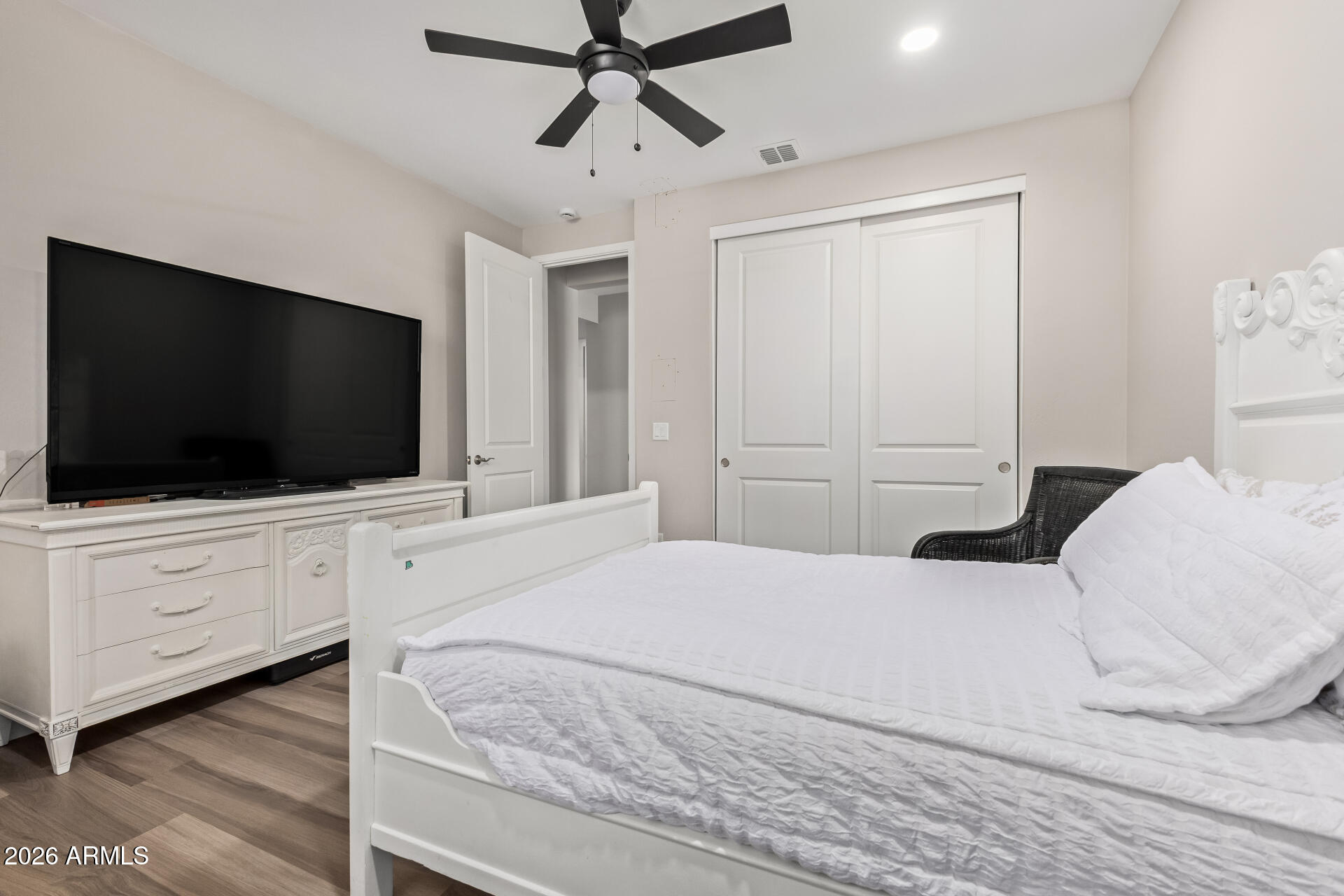 14041 West Monte Vista Road Goodyear, AZ 85395 - Photo 25 of 38