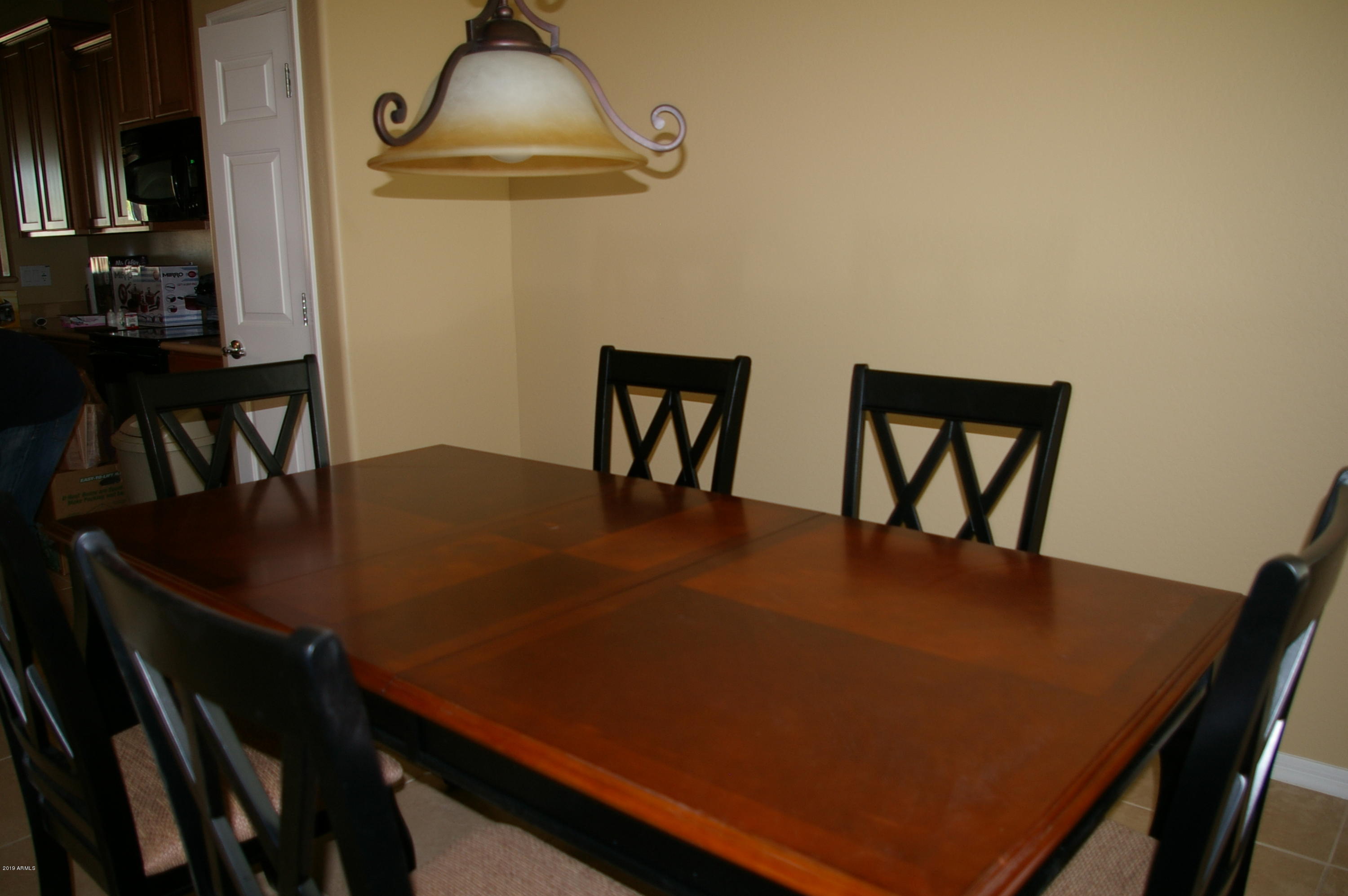 6566 West Mockingbird Way Florence, AZ 85132 - Photo 6 of 27 Kitchen/Dining