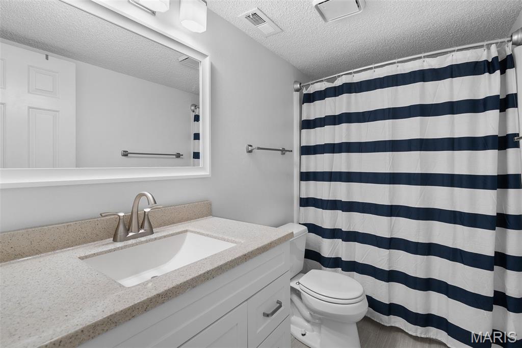 9196 Wrenwood Lane St. Louis, MO 63144 - Photo 16 of 34