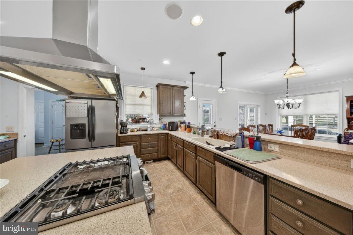 239 Mt Carmel Road Luray, VA 22835 - Photo 57 of 116 Spacious kitchen with modern elegance.