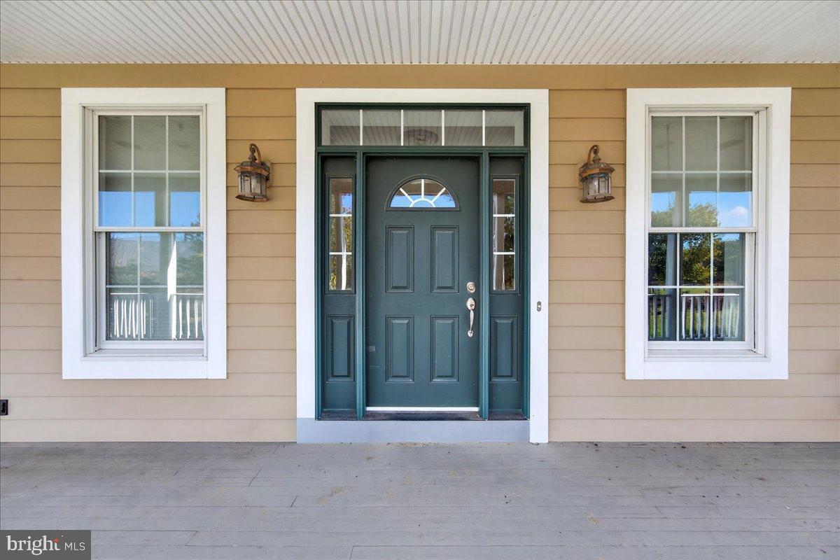 239 Mt Carmel Road Luray, VA 22835 - Photo 10 of 116 Charming entrance with classic appeal.
