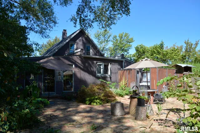 $160,000 | 734 North Coal Street, Colchester, IL 62326