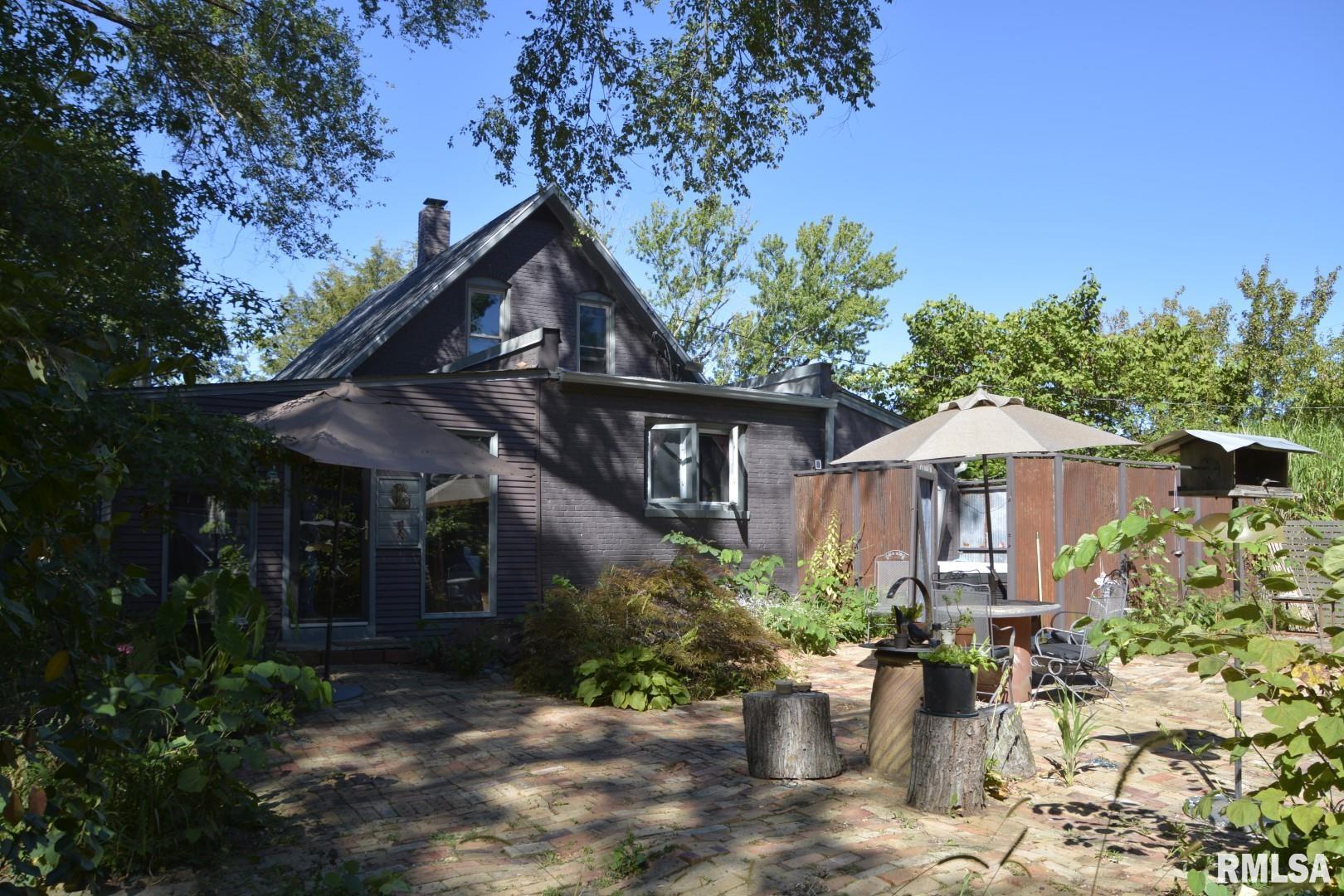 734 North Coal Street Colchester, IL 62326 - Photo 2 of 15