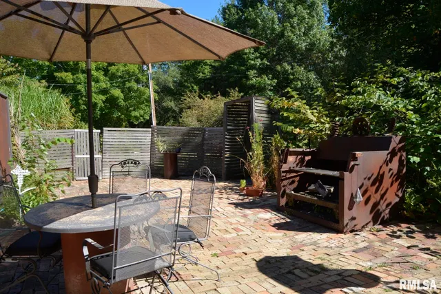 $160,000 | 734 North Coal Street, Colchester, IL 62326