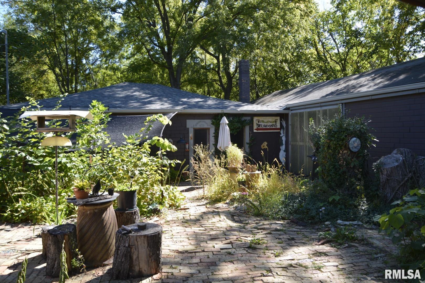 734 North Coal Street Colchester, IL 62326 - Photo 5 of 15