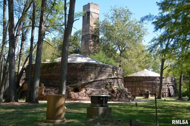 $160,000 | 734 North Coal Street, Colchester, IL 62326