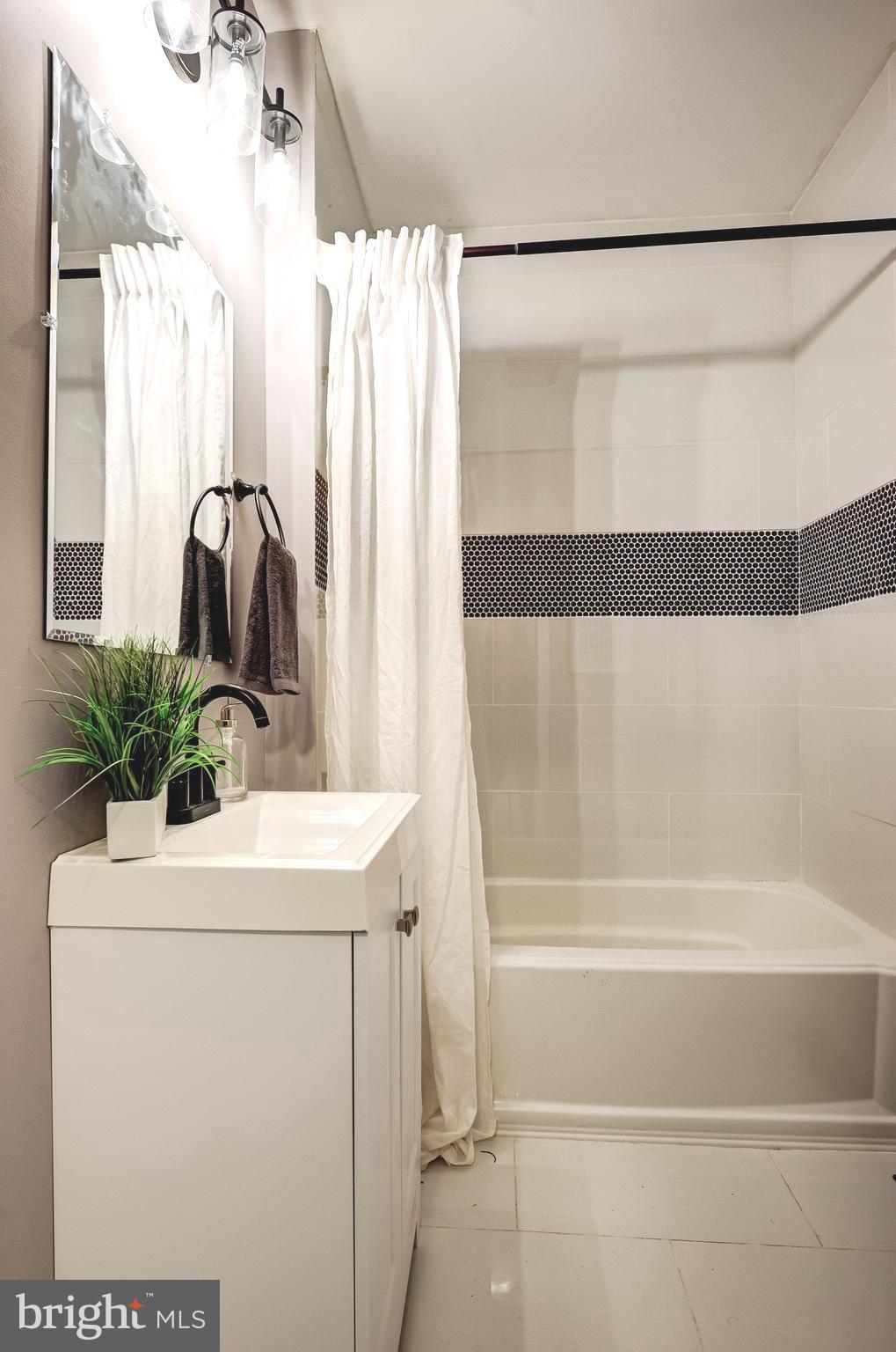 2817 Pelham Avenue Baltimore, MD 21213 - Photo 23 of 35