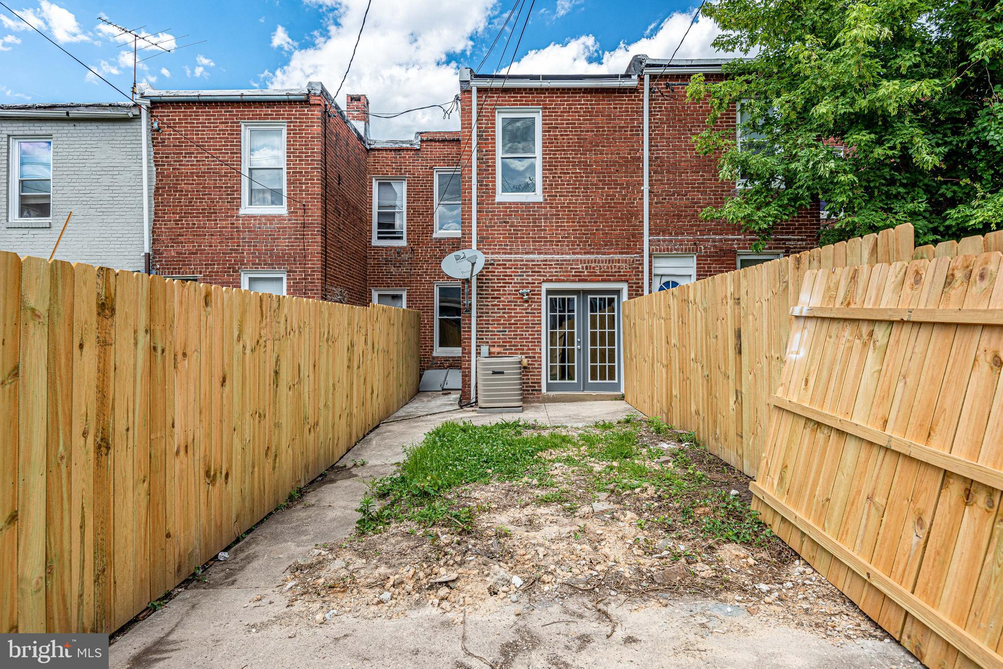 2817 Pelham Avenue Baltimore, MD 21213 - Photo 34 of 35