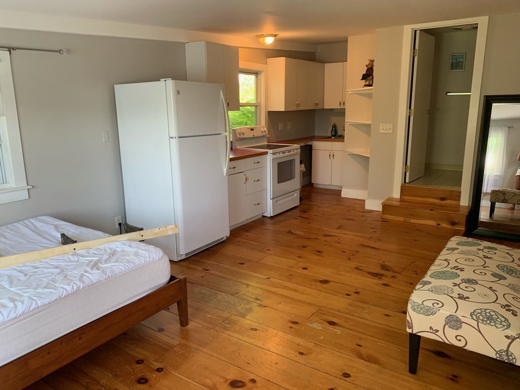 140 Riverbank Road Northampton, MA 01060 - Photo 31 of 37