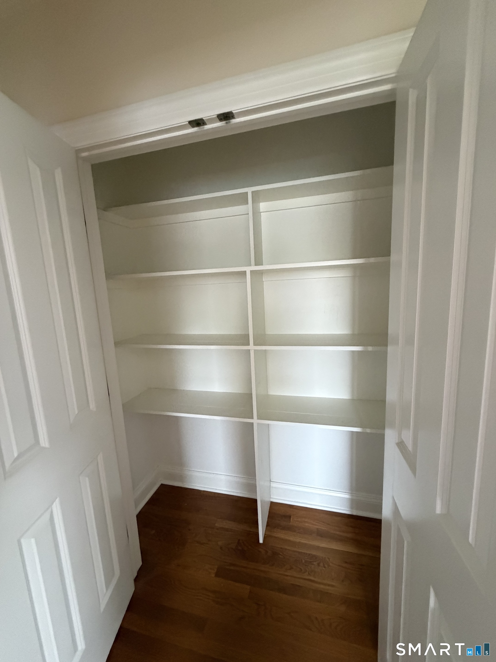 391 Reef Road, Unit 6A Fairfield, CT 06824 - Photo 9 of 17