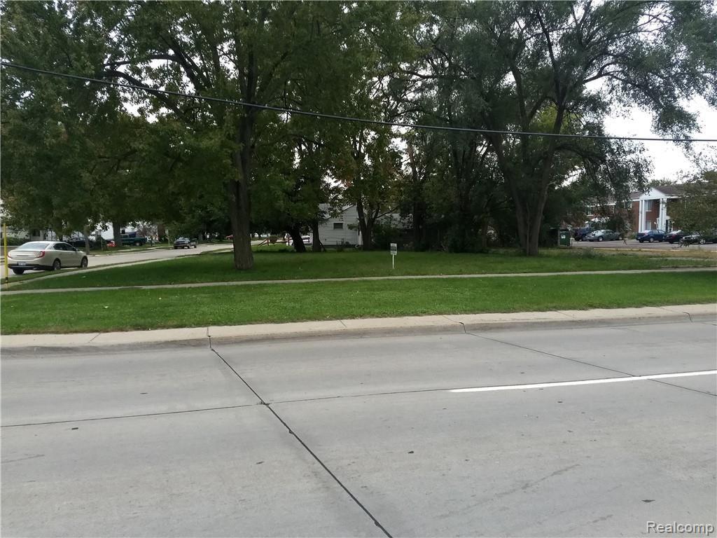14428 East 9 Mile Road Warren, MI 48089 - Photo 3 of 3