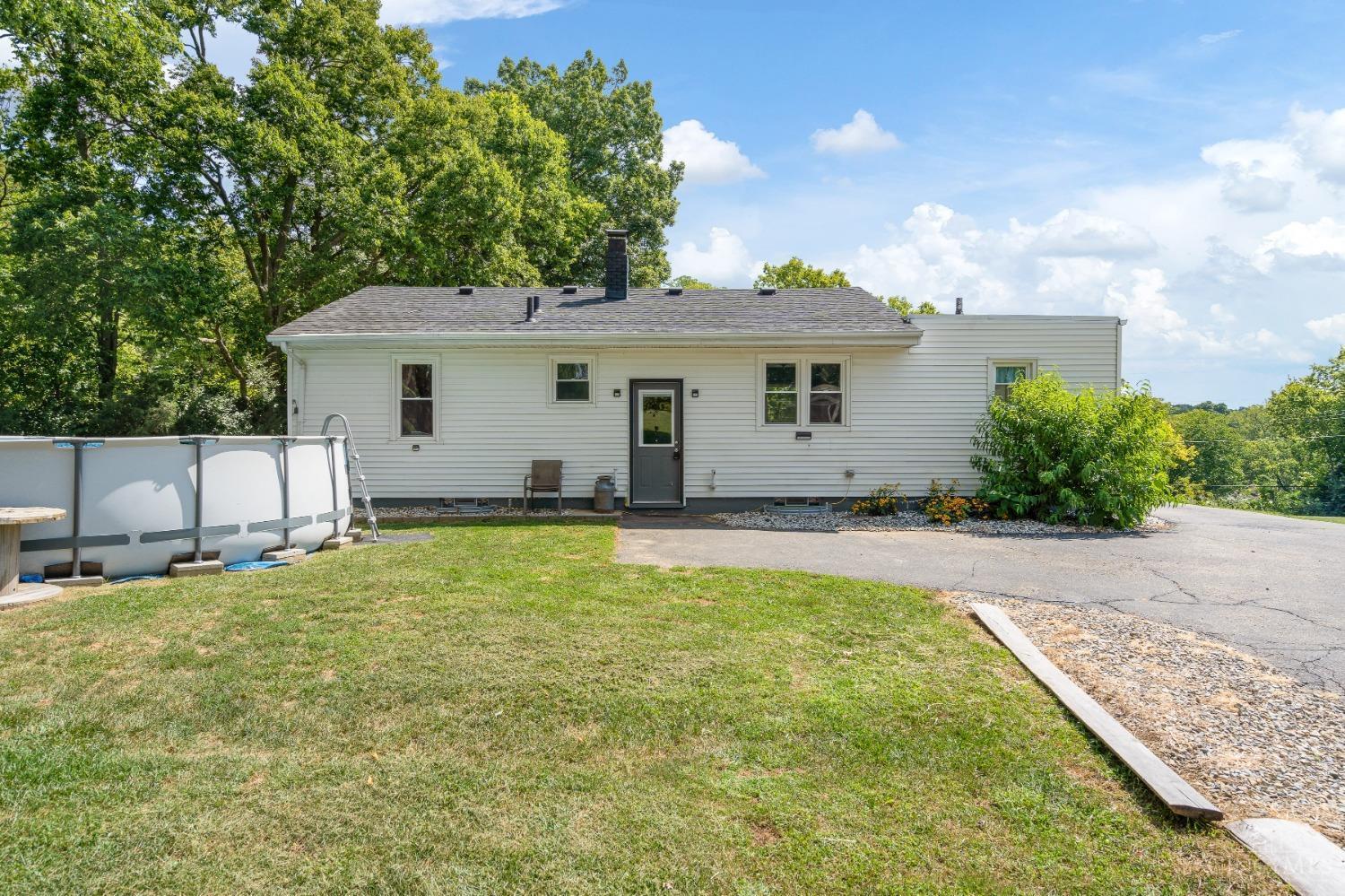 2231 West Elkton Road Hamilton, OH 45013 - Photo 6 of 34 Gallery Image 6