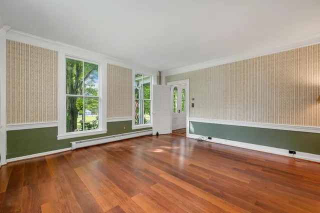 $480,000 | 52 School Street, Haverhill, NH 03765