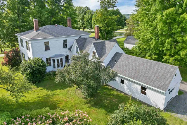 $480,000 | 52 School Street, Haverhill, NH 03765