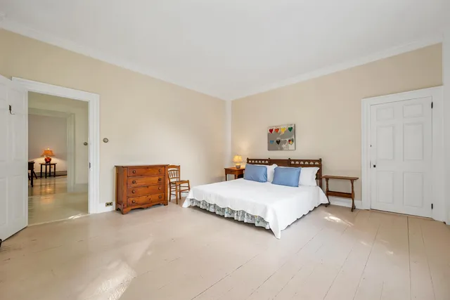 $480,000 | 52 School Street, Haverhill, NH 03765