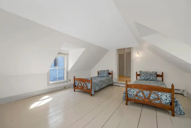 $480,000 | 52 School Street, Haverhill, NH 03765