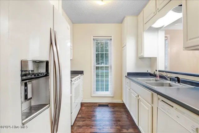 $225,000 | 1923 Christian Lane, Kinston, NC 28504