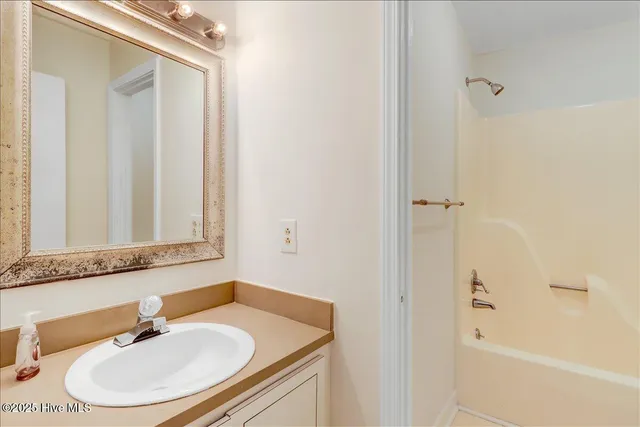 $225,000 | 1923 Christian Lane, Kinston, NC 28504