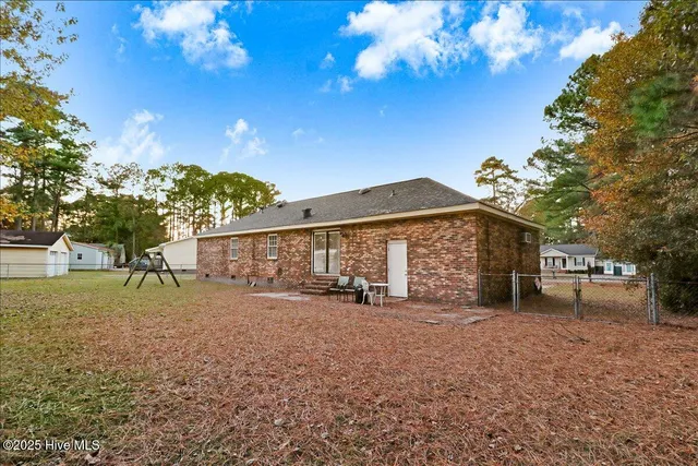 $225,000 | 1923 Christian Lane, Kinston, NC 28504