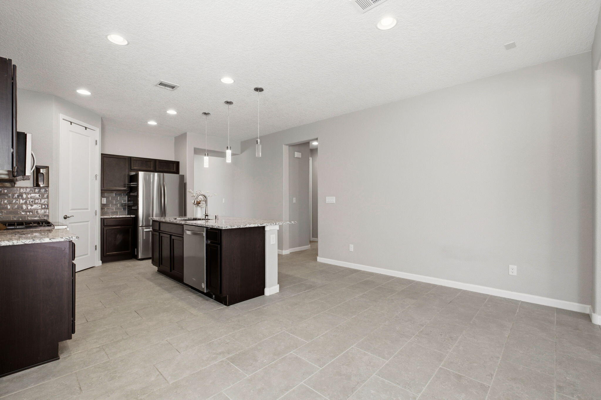 3106 Allyson Way Northeast Rio Rancho, NM 87144 - Photo 16 of 42 Gallery Image 16