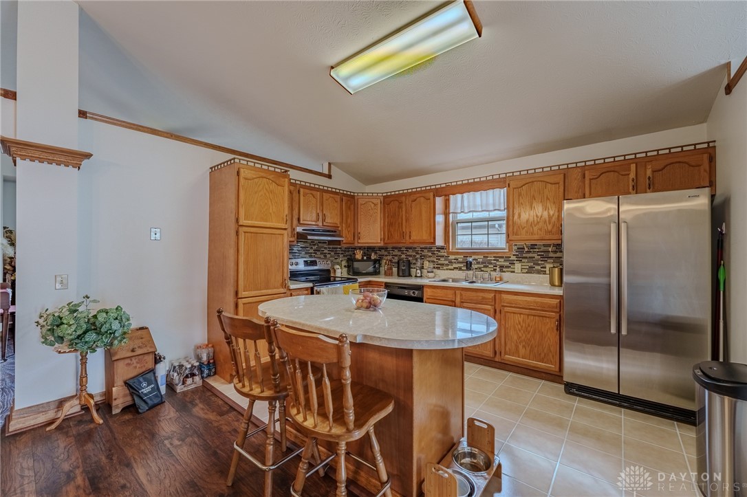 526 West Hoewisher Road Sidney, OH 45365 - Photo 17 of 34