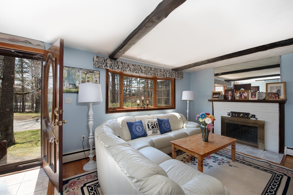 12 St Marys Road Burlington, MA 01803 - Photo 8 of 17 Gallery Image 8