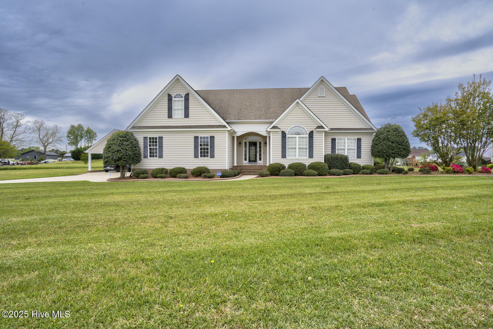 1454 Spring Pond Road Nashville, NC 27856 - Photo 2 of 35 001-1454SpringPondRoad-Nashville-NC-2785