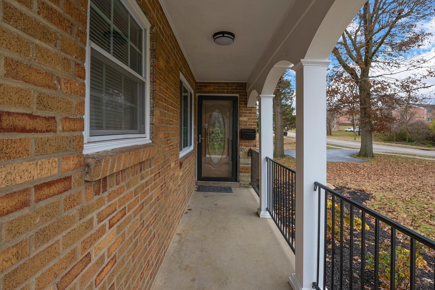 1728 Adams Road Cincinnati, OH 45231 - Photo 3 of 49 Gallery Image 3