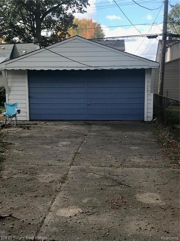 2756 Bennett Street Dearborn, MI 48124 - Photo 2 of 15
