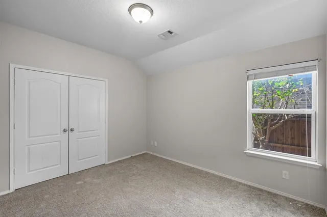 $1,899 | 512 Crescent Creek Lane, Fort Worth, TX 76140