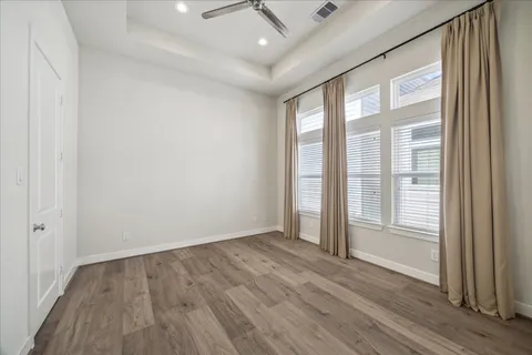 $399,999 | 728 Carriage Knolls Drive, Houston, TX 77008