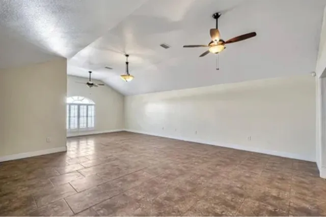 $179,000 | 609 North Avenue P, Lamesa, TX 79331