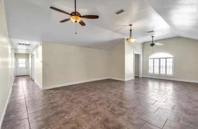 $179,000 | 609 North Avenue P, Lamesa, TX 79331