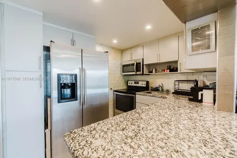 $290,000 | 8000 Harding Avenue, Unit 2B, Miami Beach, FL 33141