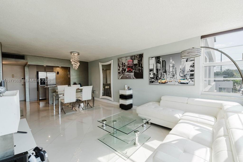 8000 Harding Avenue, Unit 2B Miami Beach, FL 33141 - Photo 5 of 15