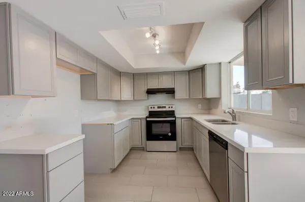 $2,250 | 6353 West Mission Lane, Glendale, AZ 85302