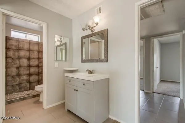 $2,200 | 6353 West Mission Lane, Glendale, AZ 85302