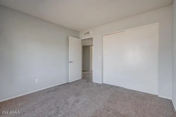 $2,200 | 6353 West Mission Lane, Glendale, AZ 85302