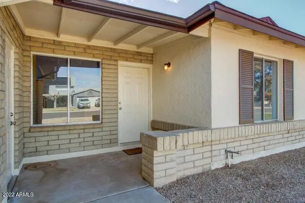 $2,200 | 6353 West Mission Lane, Glendale, AZ 85302