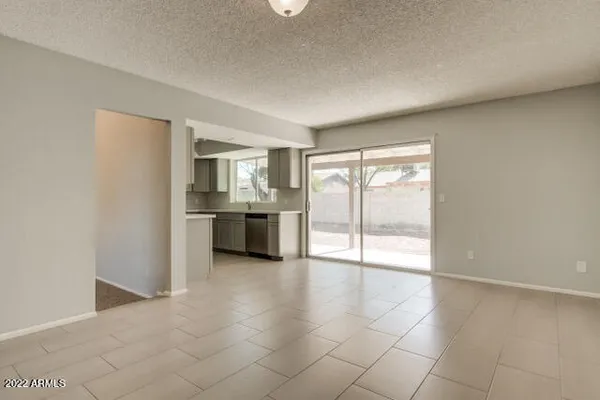 $2,250 | 6353 West Mission Lane, Glendale, AZ 85302