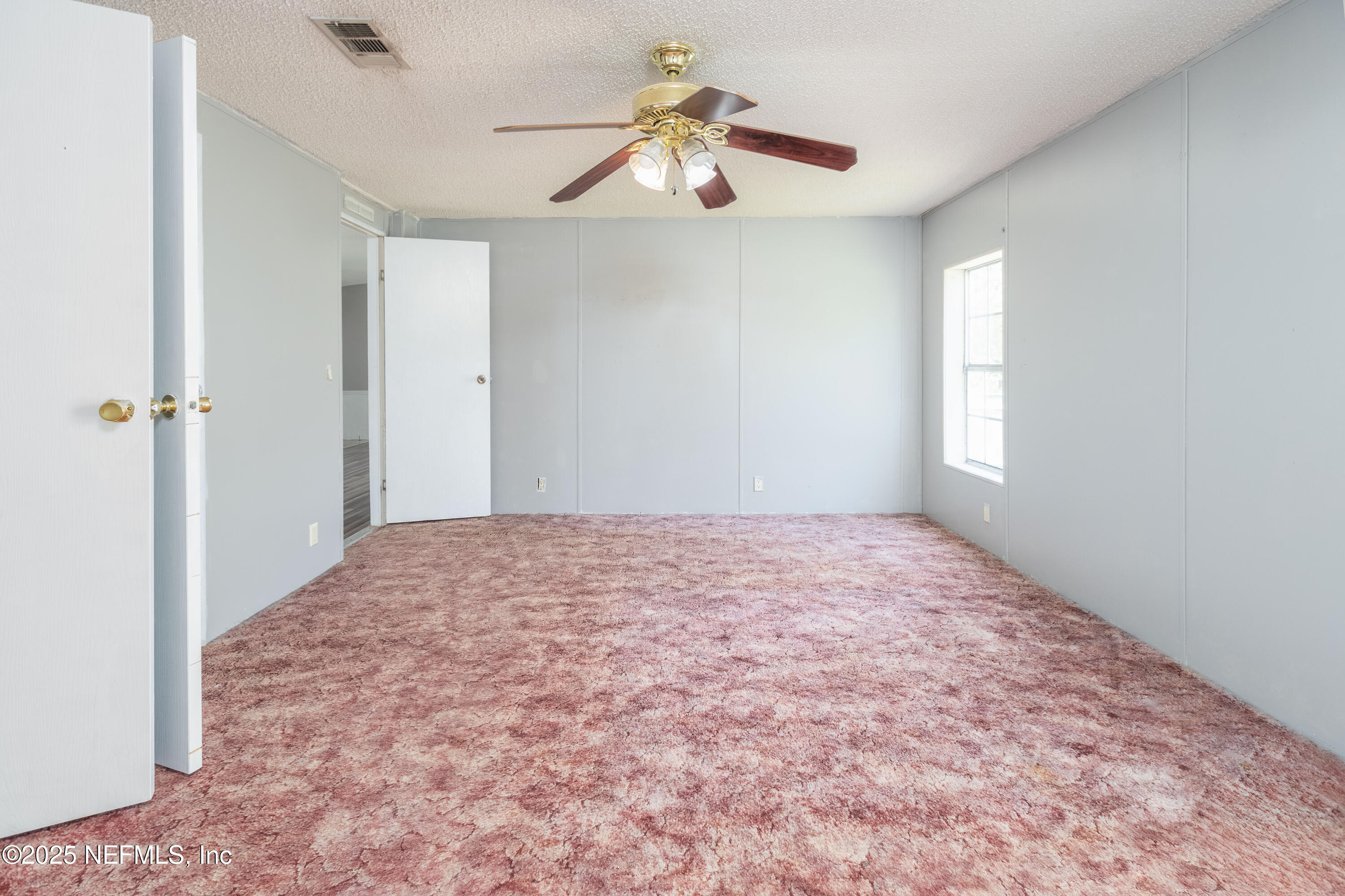 245 Whirlwind Loop Hawthorne, FL 32640 - Photo 16 of 34 245 Whirlwind Loop-23