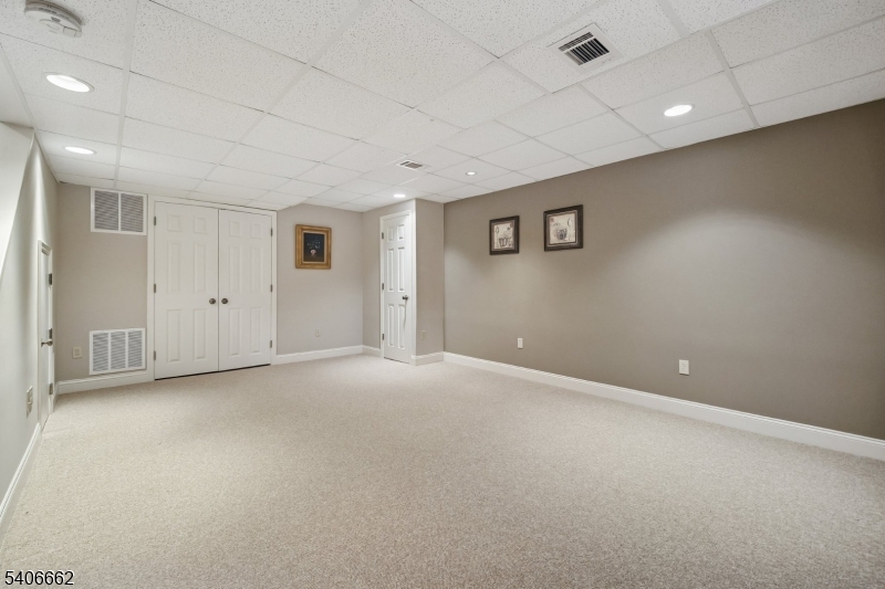 28 Morris Avenue, Unit DD Summit, NJ 07901 - Photo 32 of 49