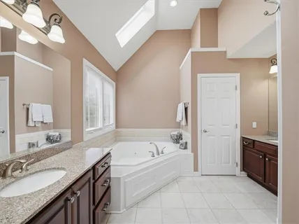 $950,000 | 2013 Marjorie Lane, Coraopolis, PA 15108