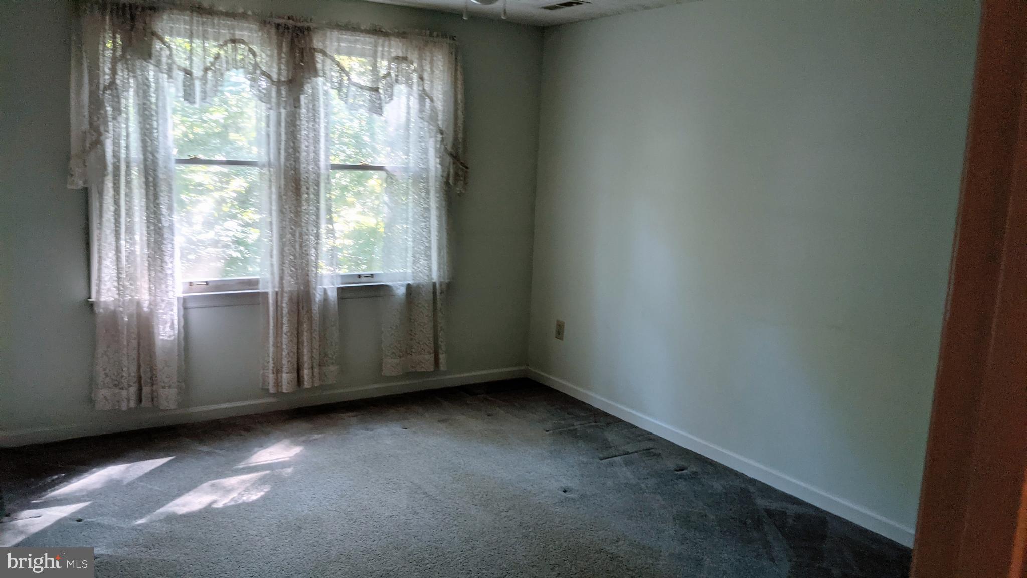 43307 Medleys Neck Road Leonardtown, MD 20650 - Photo 15 of 26 Master bedroom